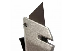 Нож с автомат. фиксатором в алюминиевом корпусе с 3 лезвиями 2 видов Profmet